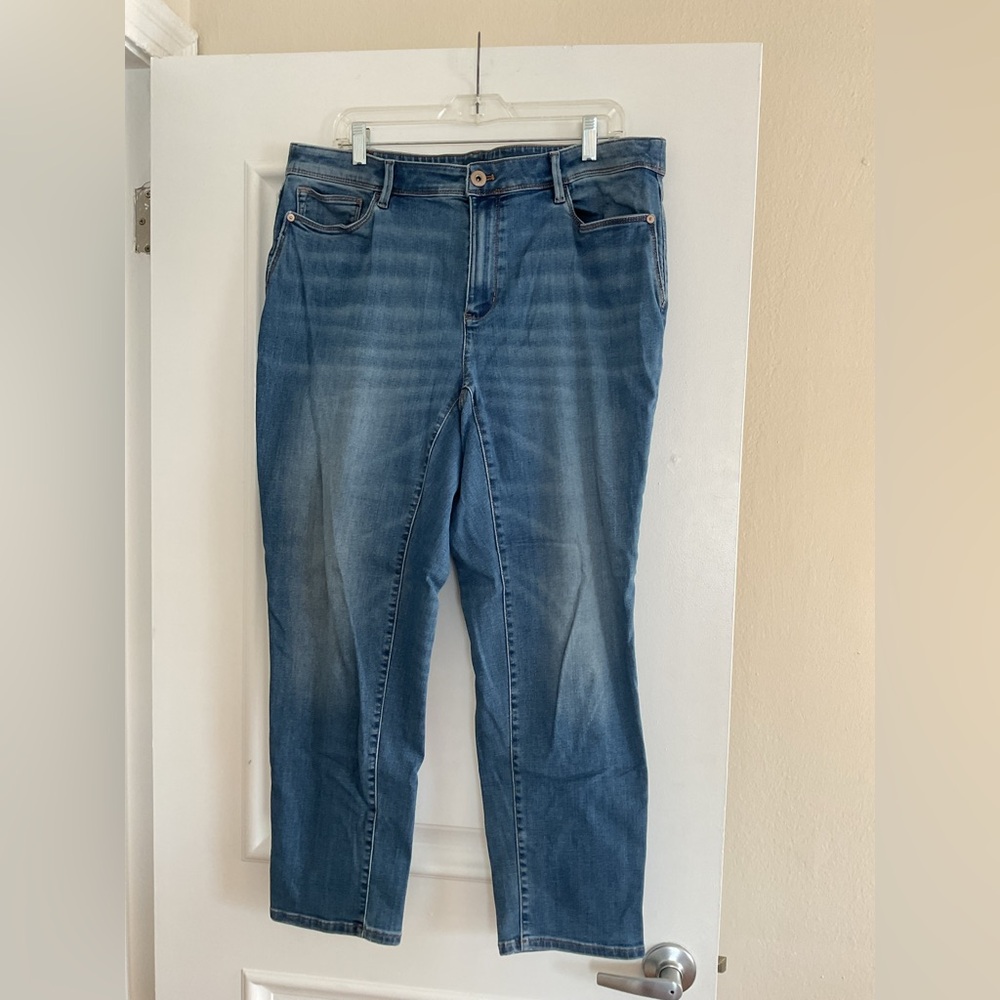 J. Jill Authentic Fit Slim Ankle Jeans. Size 18.
